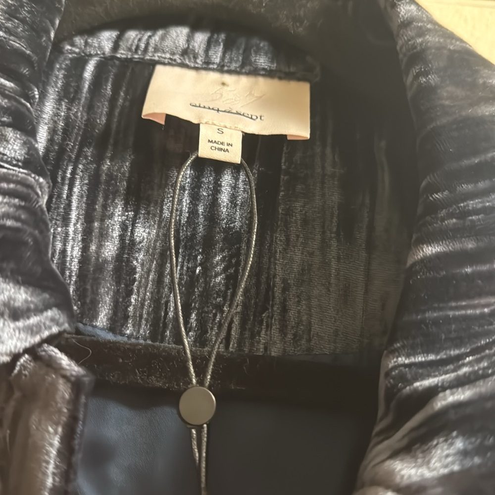 Cinq A Sept crushed velvet jacket - Picture 5 of 7